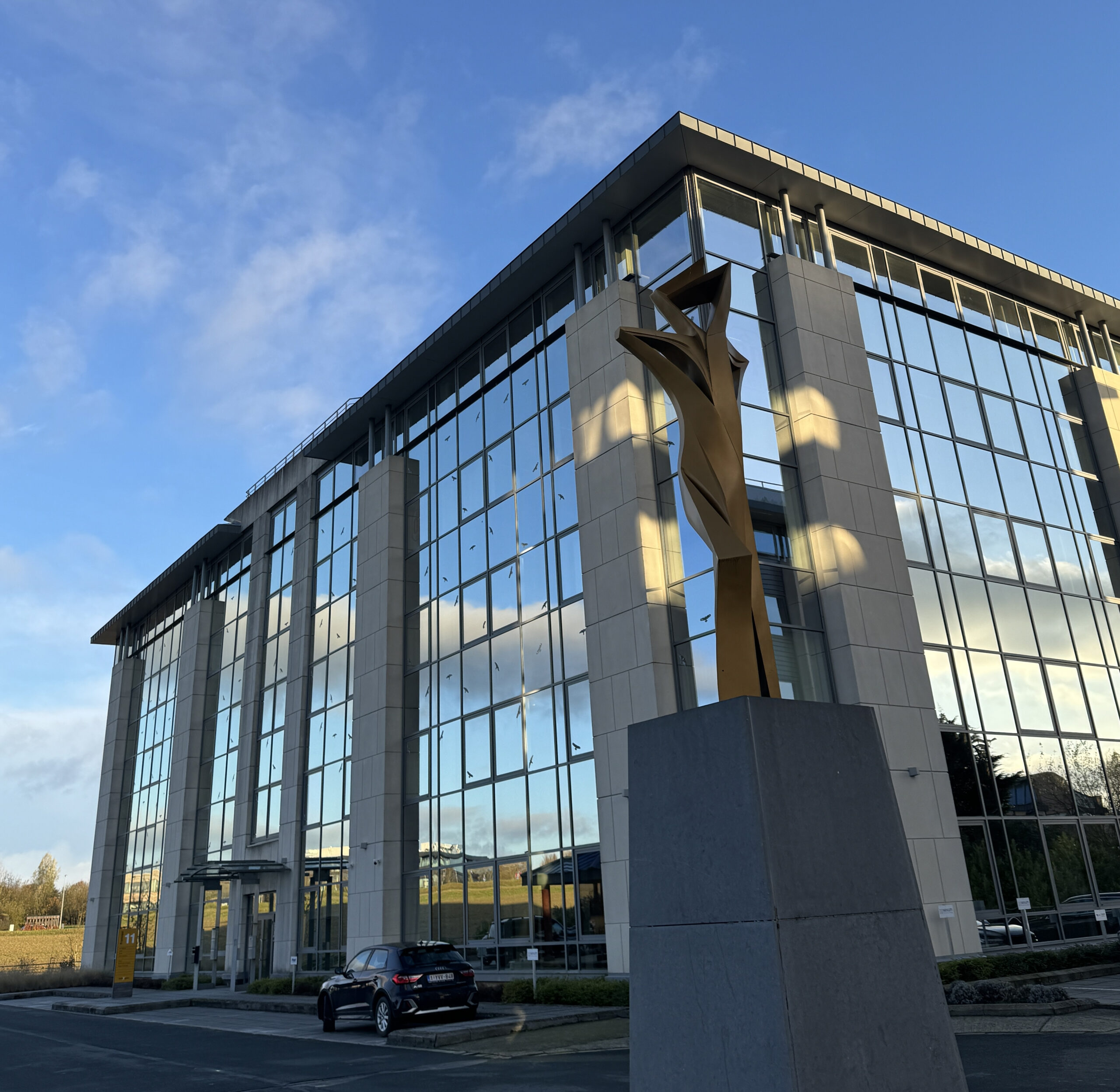 Office-Axis-Parc IRIS IMS office building in Axis Parc, Mont-Saint-Guibert
